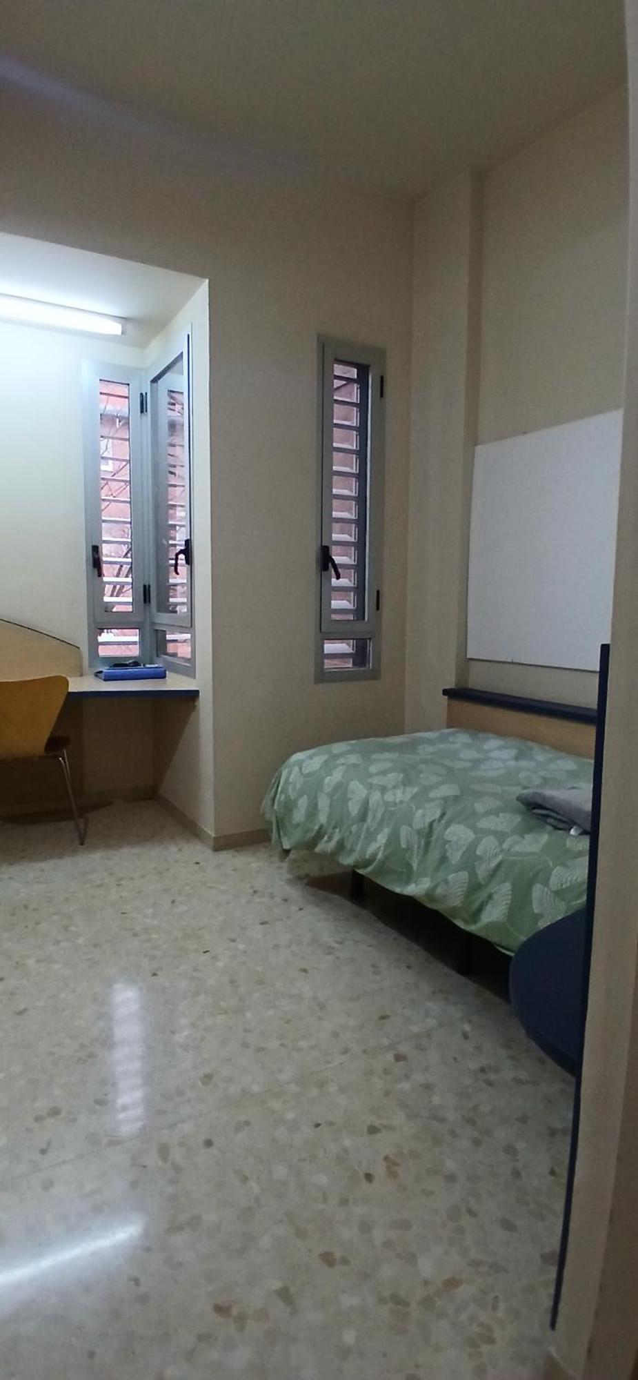 Larru Los Bermejales Residencia Universitaria Σεβίλλη Εξωτερικό φωτογραφία