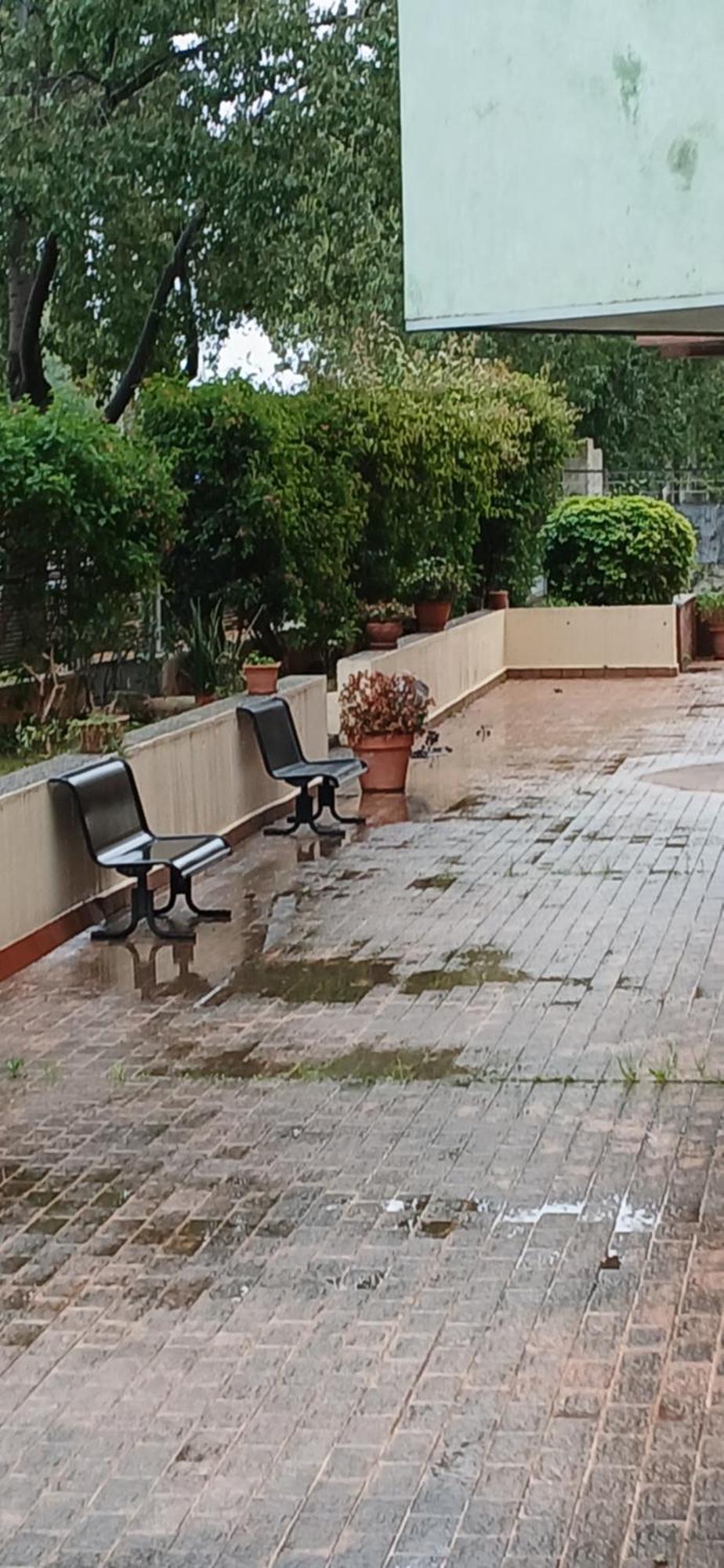 Larru Los Bermejales Residencia Universitaria Σεβίλλη Εξωτερικό φωτογραφία